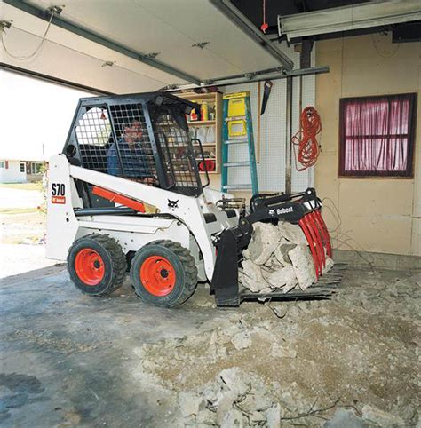 bobcat skid steer s70 weight|bobcat width clearance.